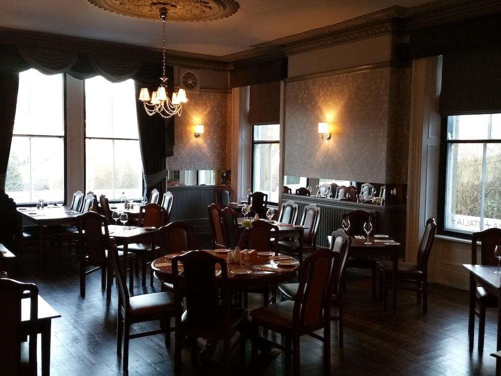 רות'ברי Coquetvale Hotel מראה חיצוני תמונה