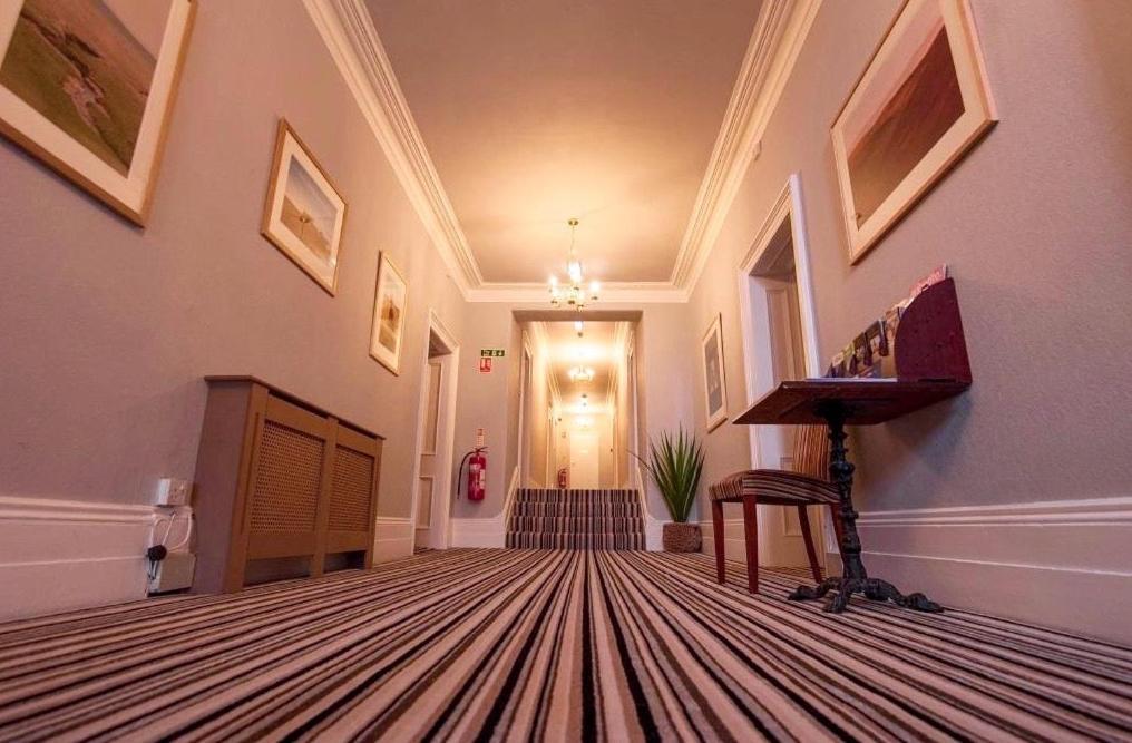 רות'ברי Coquetvale Hotel מראה חיצוני תמונה