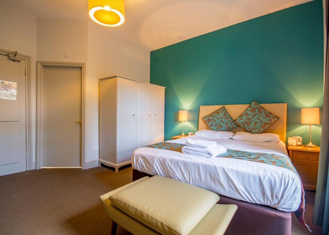 רות'ברי Coquetvale Hotel מראה חיצוני תמונה